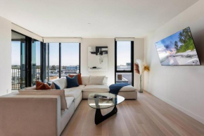 Trendy Urban Getaway Rooftop Pool and Gym